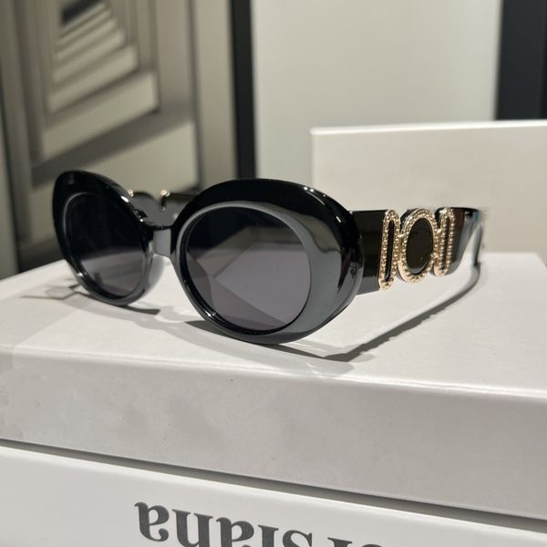 luxury design shield sunglasses for women popular fashion sunglasses uv protection big connection lens frameless come with package8444, White;black
luxury design shield sunglasses for women popular fashion sunglasses uv protection big connection lens frameless come with package8444, White;black