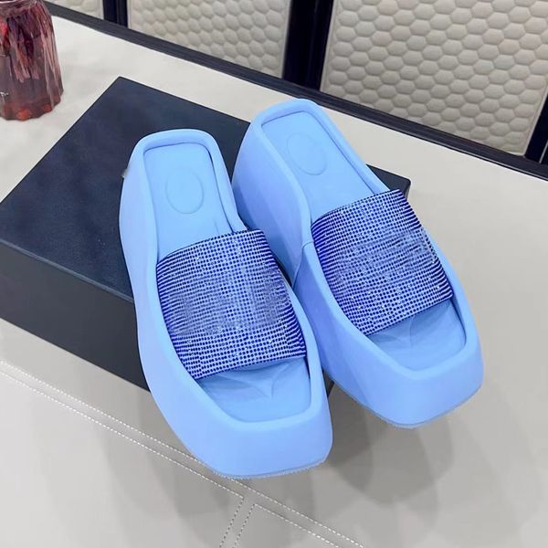 2023 diamond spring and summer new women's slippers high mercerized fabric diamond process wedge 9cm sandals outdoor beach shopping fas, Black
2023 diamond spring and summer new women's slippers high mercerized fabric diamond process wedge 9cm sandals outdoor beach shopping fas, Black