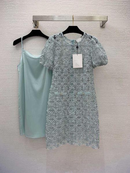 23ss summer dresses women dress women designer clothes new summer hollowed out hook flower round neck short sleeved dress with straps undern, White
23ss summer dresses women dress women designer clothes new summer hollowed out hook flower round neck short sleeved dress with straps undern, White