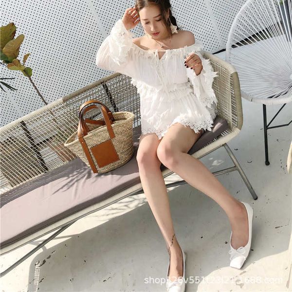 japanese and korean water mitsubishi grass oblique weaving craft straw woven new fashion palm leaf one shoulder women's bag straddle
japanese and korean water mitsubishi grass oblique weaving craft straw woven new fashion palm leaf one shoulder women's bag straddle