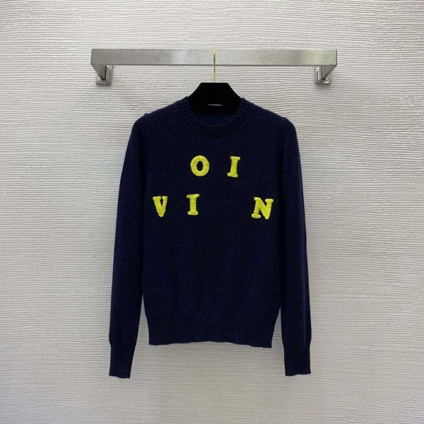 23ss women sweater women designer clothes cashmere chest letter round neck pullover casual comfort long sleeve knitted sweater fashion women, White;black
23ss women sweater women designer clothes cashmere chest letter round neck pullover casual comfort long sleeve knitted sweater fashion women, White;black