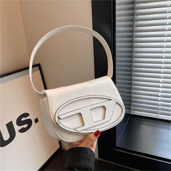 this year's popular niche design bag 2023 new women's bag summer versatile crossbody bag square bag 80% online outlet store lsbc
this year's popular niche design bag 2023 new women's bag summer versatile crossbody bag square bag 80% online outlet store lsbc