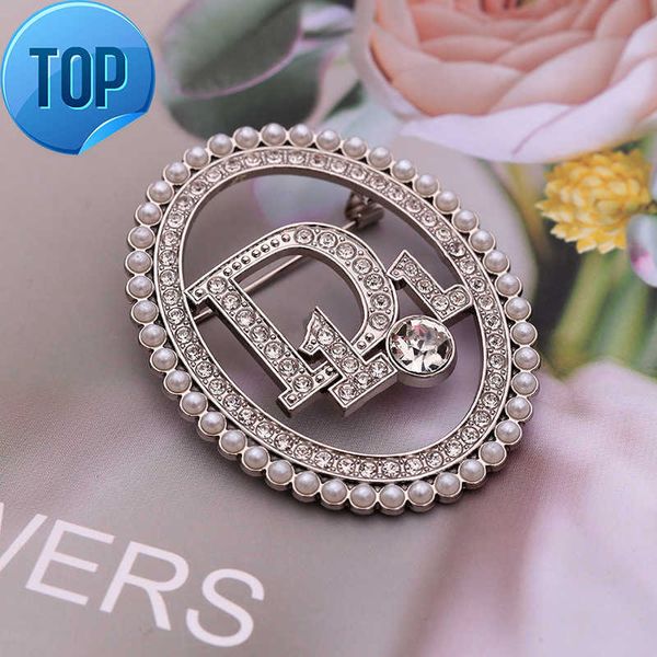 d family letter brooch coat sweater coat diy pin trendy jewelry d family suit accessories, Slivery;black
d family letter brooch coat sweater coat diy pin trendy jewelry d family suit accessories, Slivery;black
