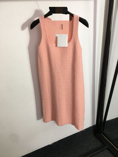 612 xl 2023 spring summer flora print dress crew neck wool sleeveless dress panelld dress luxury fashion prom womens clothes 20233828, Black 
612 xl 2023 spring summer flora print dress crew neck wool sleeveless dress panelld dress luxury fashion prom womens clothes 20233828, Black