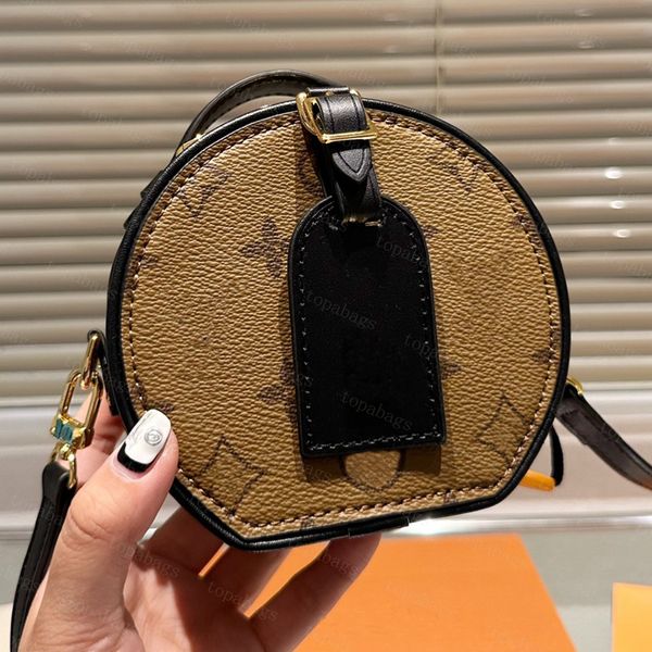 2023 the latest designer bag small round cake bag limited classic presbyterian crossbody bag portable round box woman bag
2023 the latest designer bag small round cake bag limited classic presbyterian crossbody bag portable round box woman bag