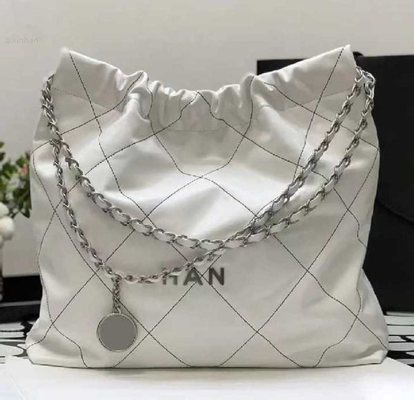 products 22 latest travel women's shopping tote leather garbage bag clutch simple retro classic fashion luxury women's menswear de
products 22 latest travel women's shopping tote leather garbage bag clutch simple retro classic fashion luxury women's menswear de