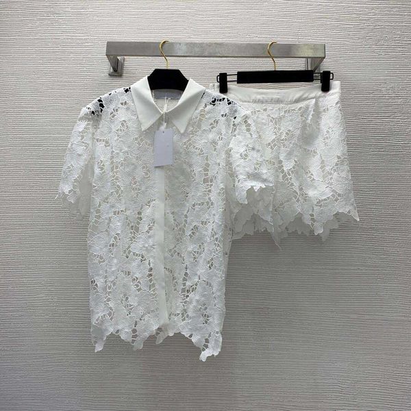 23ss women shorts sets women designer clothes perspective buckle lapel short sleeve side zipper high waist shorts two piece set women clothe, White
23ss women shorts sets women designer clothes perspective buckle lapel short sleeve side zipper high waist shorts two piece set women clothe, White