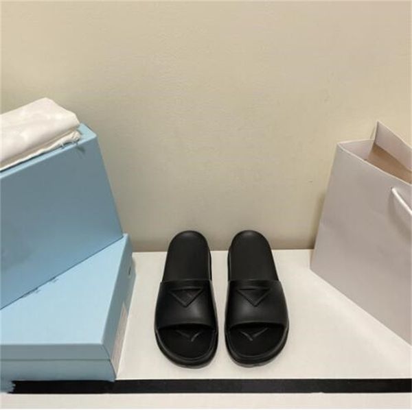2023 summer streetwear slip on sandals shoes embossed triangle rubber womens men slides flats couple men's beach slippers comfort black
2023 summer streetwear slip on sandals shoes embossed triangle rubber womens men slides flats couple men's beach slippers comfort black