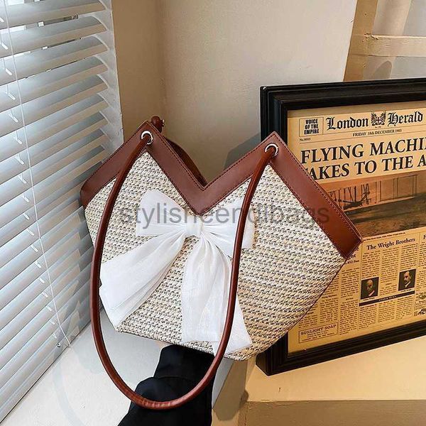 stylisheendibags beach bags large capacity bag 's autumn and winter new niche woven popular versatile single shoulder tote
stylisheendibags beach bags large capacity bag 's autumn and winter new niche woven popular versatile single shoulder tote