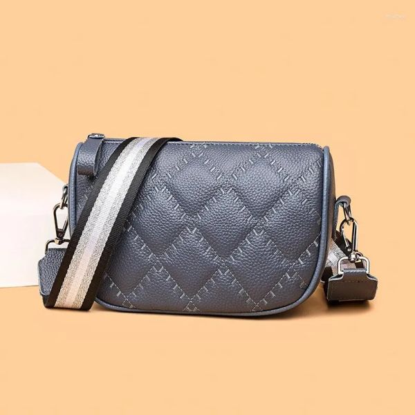 evening bags women's genuine leather bag 2023 simple fashion retro rhombus small fragrance shoulder messenger square trend
evening bags women's genuine leather bag 2023 simple fashion retro rhombus small fragrance shoulder messenger square trend