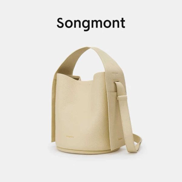 songmont ear series bucket women's crossbody one shoulder trendy new layer cowhide large capacity commuter bag
songmont ear series bucket women's crossbody one shoulder trendy new layer cowhide large capacity commuter bag