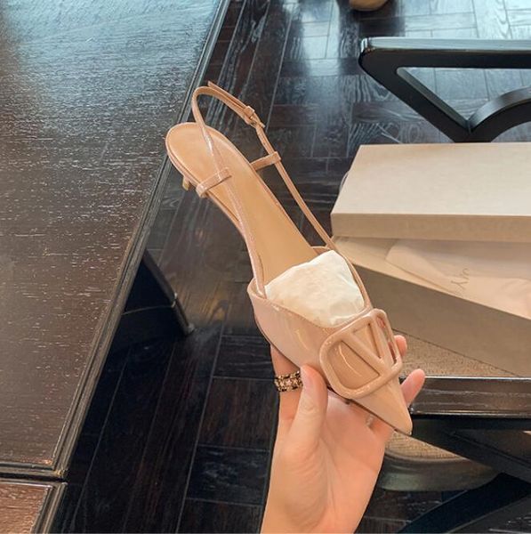 pointed toe sandals ladies high heels pumps patent leather sandals fashion high heels party dress shoes 35-40, Black
pointed toe sandals ladies high heels pumps patent leather sandals fashion high heels party dress shoes 35-40, Black