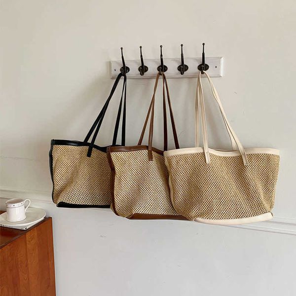 beach bags fashionable grass woven women's bag 2023 new advanced sense casual versatile tote simple commuter mother and child water buc
beach bags fashionable grass woven women's bag 2023 new advanced sense casual versatile tote simple commuter mother and child water buc