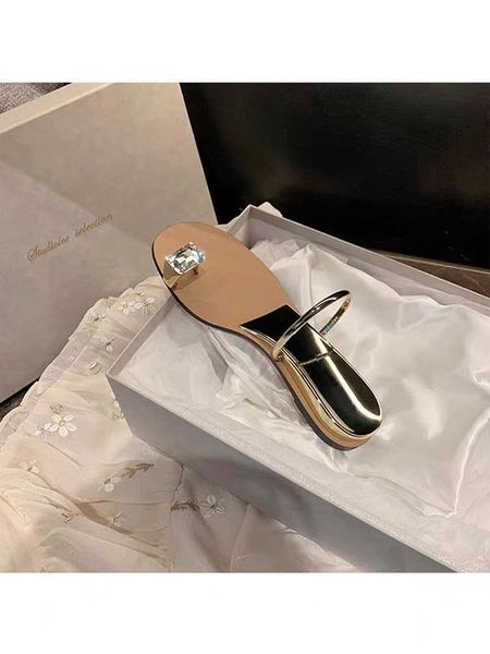 sandals sister the same type of water drill wearing flip flop on outside flat bottom and high slope heel beach sandal inside, Black
sandals sister the same type of water drill wearing flip flop on outside flat bottom and high slope heel beach sandal inside, Black