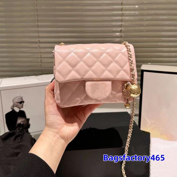 woman leather golden designer classic small flap bag of sheepskin sewing gold/silver metal hardware matelasse chain crossbody luxury shoulde
woman leather golden designer classic small flap bag of sheepskin sewing gold/silver metal hardware matelasse chain crossbody luxury shoulde
