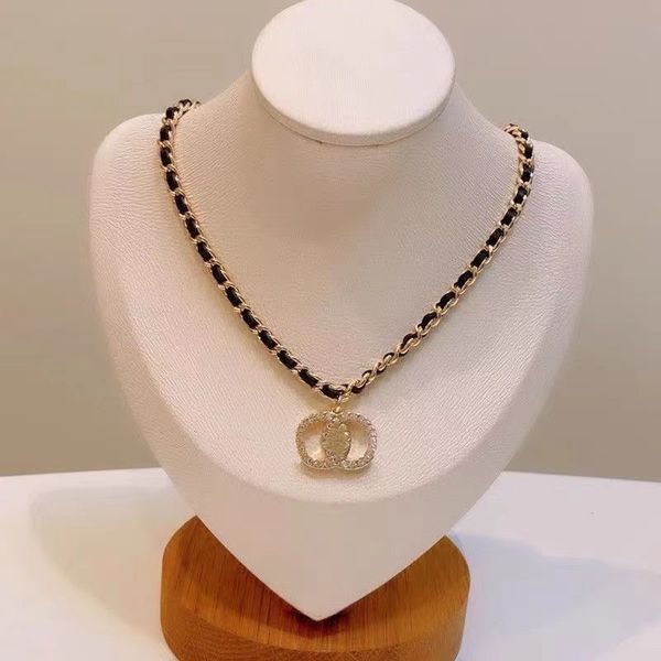 luxury designer necklace brand women's necklace gold chain luxury jewelry adjustable fashion wedding party accessories gift box packagi, Silver
luxury designer necklace brand women's necklace gold chain luxury jewelry adjustable fashion wedding party accessories gift box packagi, Silver