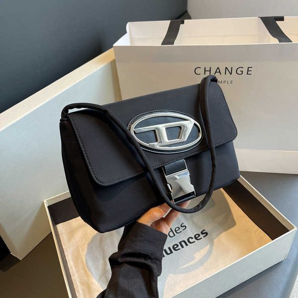women's 2023 new fashion oxford cloth large capacity tote bag one shoulder wanderer bag advanced sense handheld crossbody bag
women's 2023 new fashion oxford cloth large capacity tote bag one shoulder wanderer bag advanced sense handheld crossbody bag