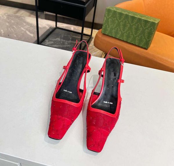 men women platform slides luxury designer sandals multicolor black white red maroon brocade rubber slipper fashion beach shoes
men women platform slides luxury designer sandals multicolor black white red maroon brocade rubber slipper fashion beach shoes