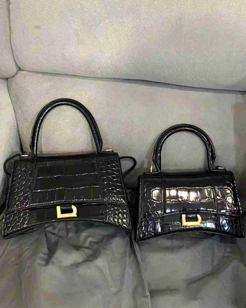 fashion hourglass shoulder bags evening bag genuine leather totes luxurys designer women men crossbody wallet travel crocodile skin pattern
fashion hourglass shoulder bags evening bag genuine leather totes luxurys designer women men crossbody wallet travel crocodile skin pattern