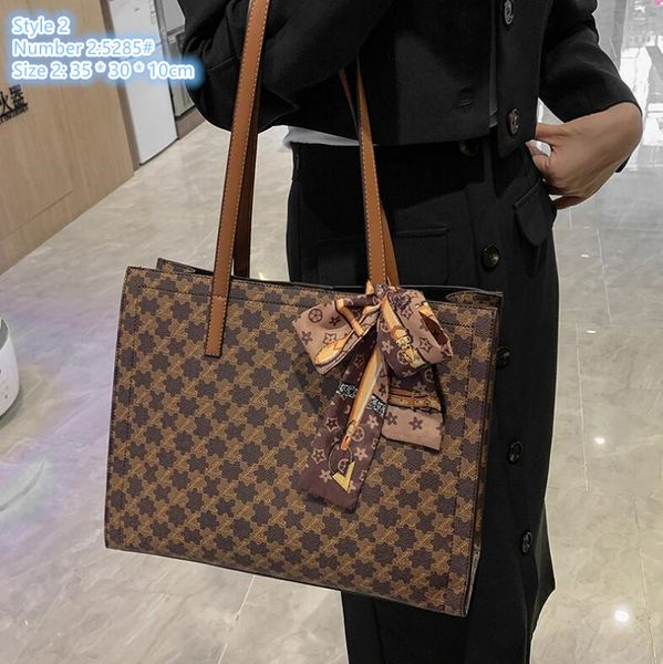 Factory wholesale ladies shoulder bags 3 styles this year popular thick leather tote bag large capacity wear-resistant plaid handbag elegant bow ribbon handbags, Khaki-1790#
Factory wholesale ladies shoulder bags 3 styles this year popular thick leather tote bag large capacity wear-resistant plaid handbag elegant bow ribbon handbags, Khaki-1790#