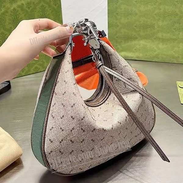 canavs cross bag with shoulder handbag tote bag spliced leather hook buckle detachable strap women's half moon purse
canavs cross bag with shoulder handbag tote bag spliced leather hook buckle detachable strap women's half moon purse