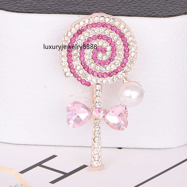 version lovely diamond set crystal brooch with rhinestone lollipop brooch fashion accessory, Gray
version lovely diamond set crystal brooch with rhinestone lollipop brooch fashion accessory, Gray