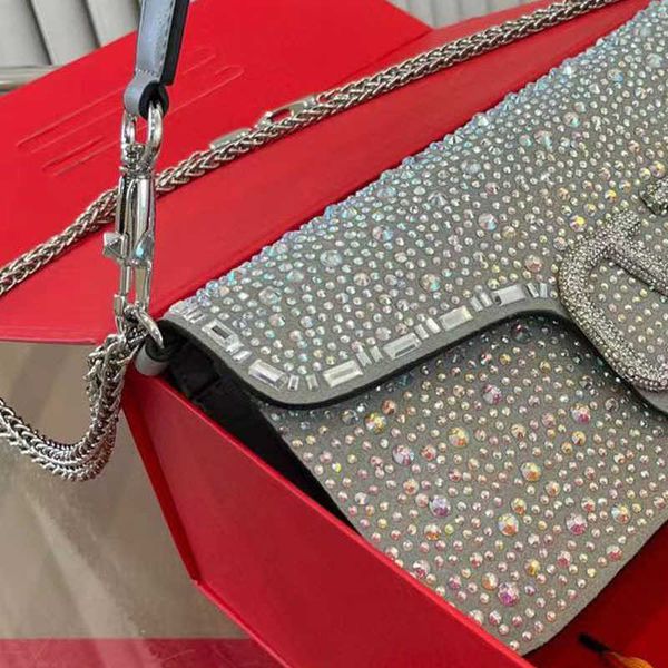 new valenti bag crystals women's small square chain bag with diamond inlaid crossbody bag trendy flip magnetic buckle bag fashionable s
new valenti bag crystals women's small square chain bag with diamond inlaid crossbody bag trendy flip magnetic buckle bag fashionable s