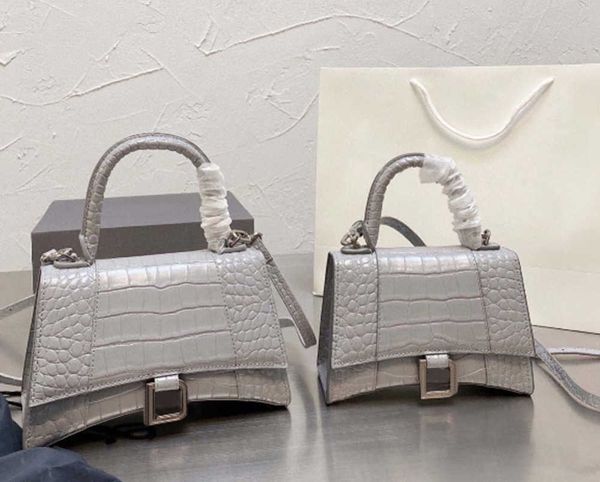 evening bags designer bags shoulder bag handbag women's fashion bagg cross body half moon 2 g luxuries genuine leather classic retro wa
evening bags designer bags shoulder bag handbag women's fashion bagg cross body half moon 2 g luxuries genuine leather classic retro wa