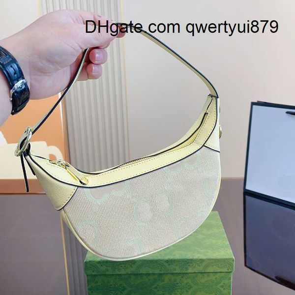 shoulder bags brand designer shoulder bag genuine leather vintage mini underarm bag fashion letter pattern half moon macaron handbagqwertyui
shoulder bags brand designer shoulder bag genuine leather vintage mini underarm bag fashion letter pattern half moon macaron handbagqwertyui