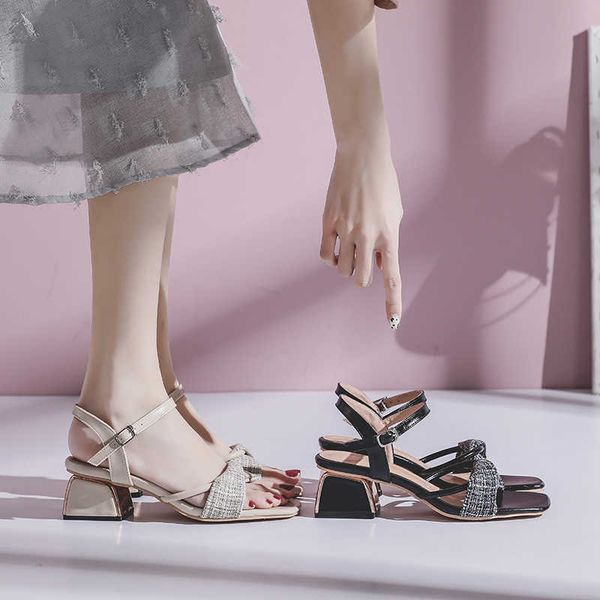 sandals in the summer of new flat band sandals women's middle heels thick open toes goddess style temperament high heels 230613, Black
sandals in the summer of new flat band sandals women's middle heels thick open toes goddess style temperament high heels 230613, Black