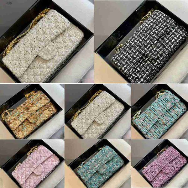 autumn tweed fashion classic double flap bags matelasse chain cross body shoulder famous luxury designer quilted purse handbag
autumn tweed fashion classic double flap bags matelasse chain cross body shoulder famous luxury designer quilted purse handbag