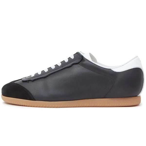 fashion maison martin margiela featherlight casual shoes bw army men women triple black white oreo blue sneakers luxury platform sports snea
fashion maison martin margiela featherlight casual shoes bw army men women triple black white oreo blue sneakers luxury platform sports snea