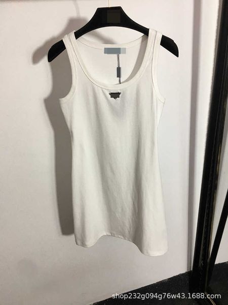 23ss summer dresses women dress women designer clothes versatile triangle iron standard slim fit wrap hip sleeveless tank dress women clothe, Black;gray
23ss summer dresses women dress women designer clothes versatile triangle iron standard slim fit wrap hip sleeveless tank dress women clothe, Black;gray