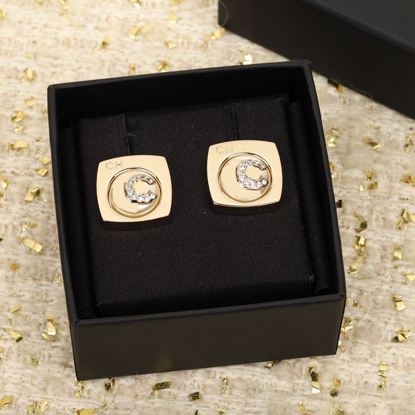 2023 luxury quality charm stud earring with diamond in 18k gold plated have box stamp ps7121b, Golden
2023 luxury quality charm stud earring with diamond in 18k gold plated have box stamp ps7121b, Golden