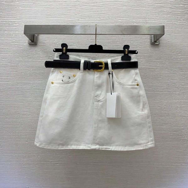 23ss designer skirts women designer clothes hardware accessories decoration embroidery high waist a-line short skirt denim half skirt with b, Black
23ss designer skirts women designer clothes hardware accessories decoration embroidery high waist a-line short skirt denim half skirt with b, Black