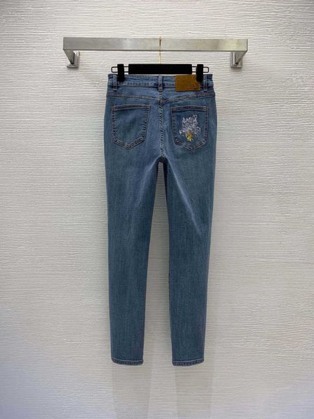 23ss womens pants denim jeans designer women jeans thin heavy embroidery pattern pocket waist leather tag decorative elastic hip lifting jea, Blue
23ss womens pants denim jeans designer women jeans thin heavy embroidery pattern pocket waist leather tag decorative elastic hip lifting jea, Blue