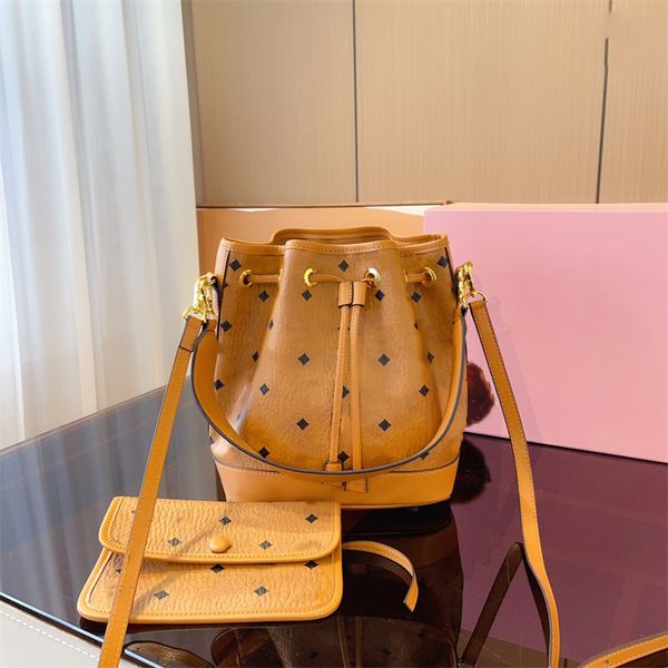 luxury bucket handbags women shoulder bags with purse leather totes fashion cross body bag lady handbag drawstring bag
luxury bucket handbags women shoulder bags with purse leather totes fashion cross body bag lady handbag drawstring bag