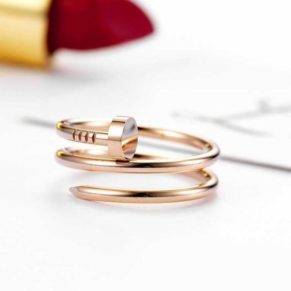 wholesale high-quality card nail ring couple's same cool style double layer diamond spiral titanium steel index finger handpiece, Silver
wholesale high-quality card nail ring couple's same cool style double layer diamond spiral titanium steel index finger handpiece, Silver