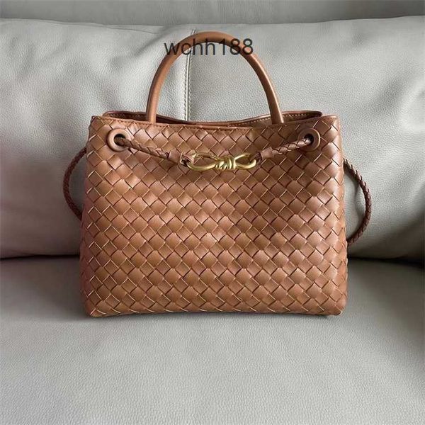 designer large bottegas totes andiamo bag venetass leather evening women's woven cowhide handbag bags 2023 capacity shoulder crossbody
designer large bottegas totes andiamo bag venetass leather evening women's woven cowhide handbag bags 2023 capacity shoulder crossbody