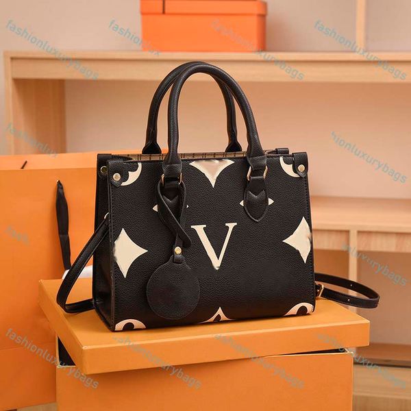 luxurys designers bags louise womens handbags purse viuton flower tote bag ladies casual tote pvc leather shoulder bags female big purse han
luxurys designers bags louise womens handbags purse viuton flower tote bag ladies casual tote pvc leather shoulder bags female big purse han