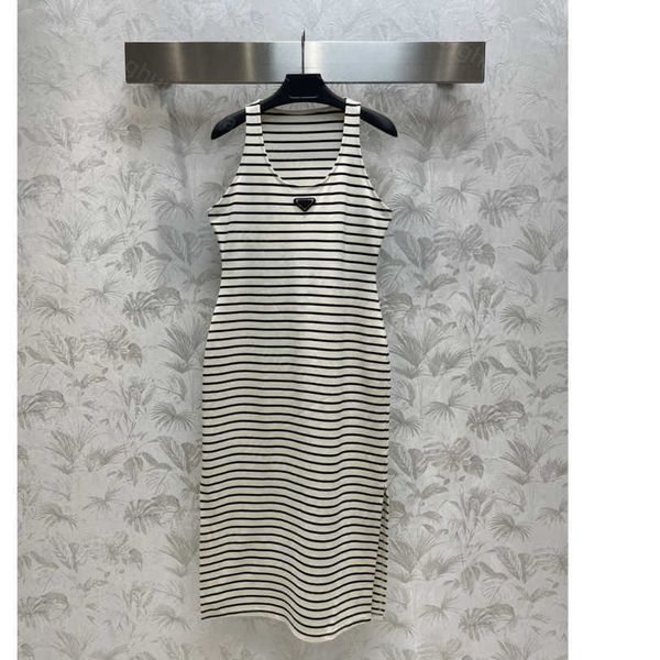 23ss summer dresses women dress womens designer clothing striped tank dress with slit side womens clothing a1, Black;gray
23ss summer dresses women dress womens designer clothing striped tank dress with slit side womens clothing a1, Black;gray