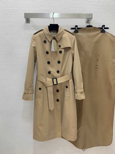 23ss womens jacket women designer clothes womens new waterproof fabric has a strong texture double-breasted mid-length windbreaker without d, Tan;black
23ss womens jacket women designer clothes womens new waterproof fabric has a strong texture double-breasted mid-length windbreaker without d, Tan;black