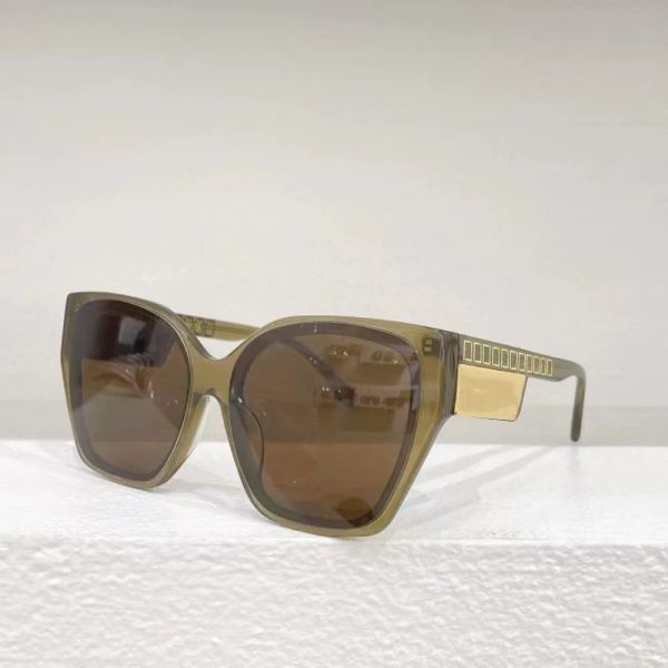 2023 market new recommendation high-end cute and fashionable women's large face high-quality sunglasses factory original universal beac, White;black
2023 market new recommendation high-end cute and fashionable women's large face high-quality sunglasses factory original universal beac, White;black