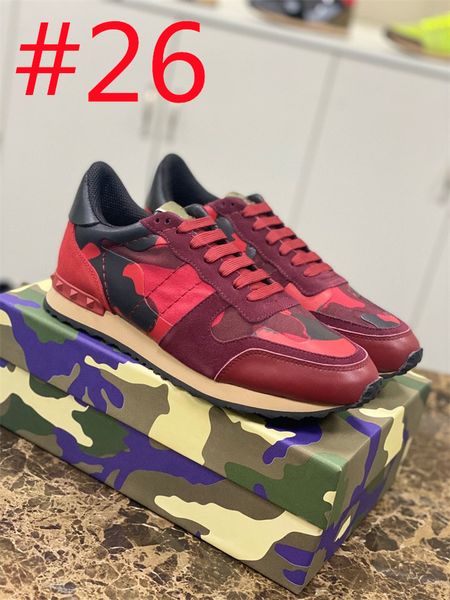 2023 casual shoes black velvet tail fashion designer triple white reflective sole baby pink royal velvet men shoes silver red snakeskin lase
2023 casual shoes black velvet tail fashion designer triple white reflective sole baby pink royal velvet men shoes silver red snakeskin lase