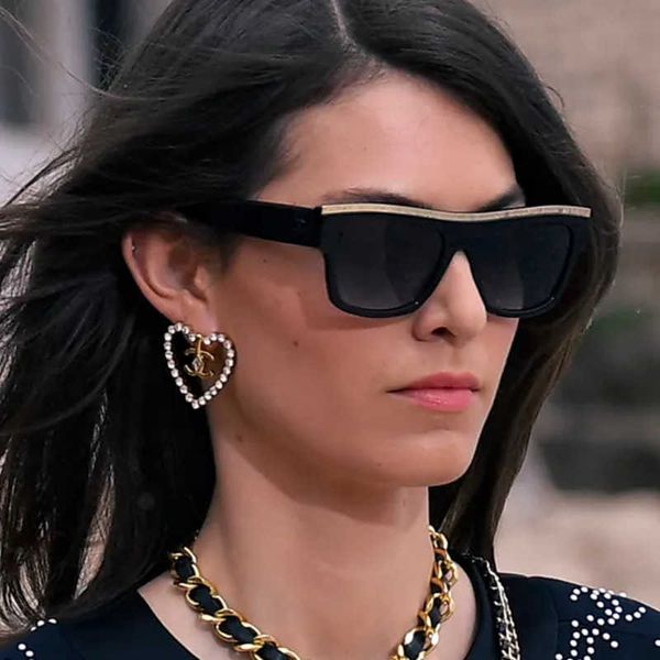fashionable cat eye sunglasses women's trend personalized sunglasses men's sun protection glasses new 2023, White;black
fashionable cat eye sunglasses women's trend personalized sunglasses men's sun protection glasses new 2023, White;black