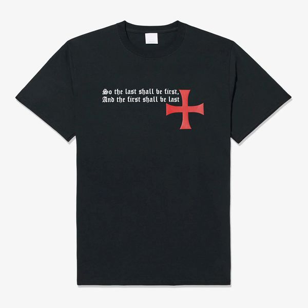 23ss new woman men's t-shirts vacation first and last tee classic letter crucifix printed short sleeve casual summer fashion breathable, White;black
23ss new woman men's t-shirts vacation first and last tee classic letter crucifix printed short sleeve casual summer fashion breathable, White;black