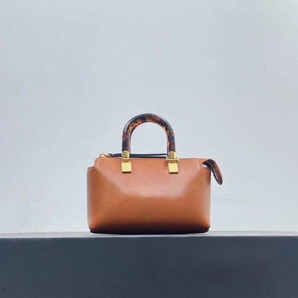 designer bag new strap by way handbag classic shopping travel handbag luxury crossbody women's men's camera handbag leather should
designer bag new strap by way handbag classic shopping travel handbag luxury crossbody women's men's camera handbag leather should