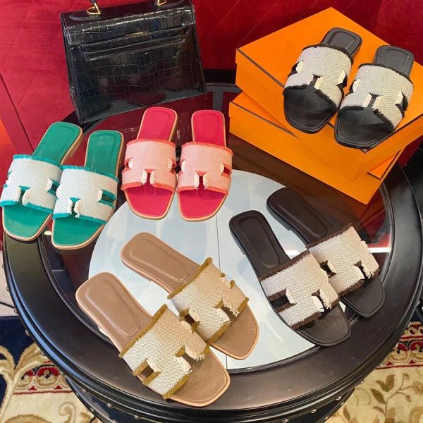 2023 h sandales fashion slippers genuine canvas women chypre tassels sandals summer luxury flat slides ladies beach sandal party wedding ora, Black
2023 h sandales fashion slippers genuine canvas women chypre tassels sandals summer luxury flat slides ladies beach sandal party wedding ora, Black