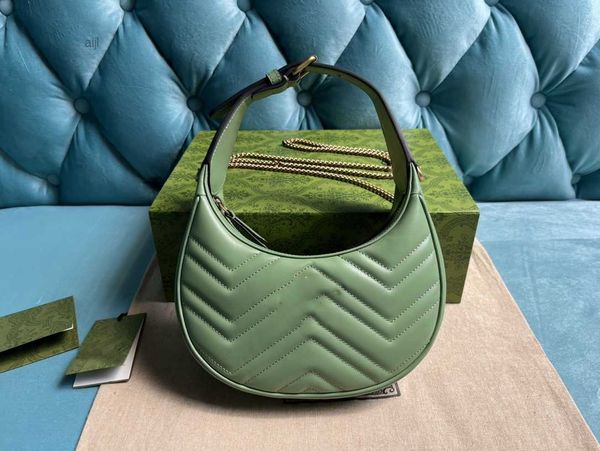 luxury shoulder fashion bags quality cow leather small moon round strap handle mini handbag for women with original package
luxury shoulder fashion bags quality cow leather small moon round strap handle mini handbag for women with original package
