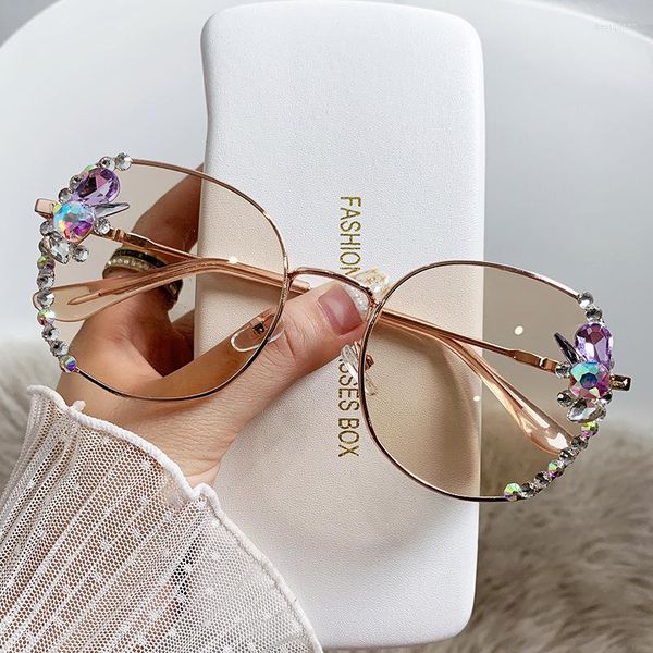 sunglasses mosengkw vintage round women bling diamond shade eyeglasses, White;black
sunglasses mosengkw vintage round women bling diamond shade eyeglasses, White;black